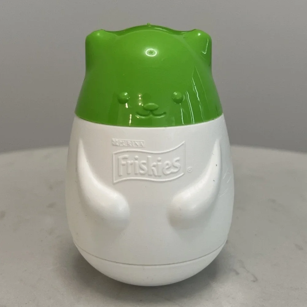 Friskies Purina Pull 'n Play Cat Treat‎ Dispenser Wobbert Wobbles Rolls Toy Only